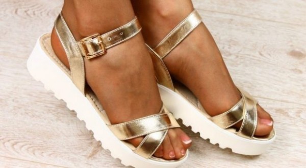 Новые модные тенденции весна лето 2022 2023 в одежде для женщин Новые модные тенденции весна лето 2022 2023 в одежде для женщин