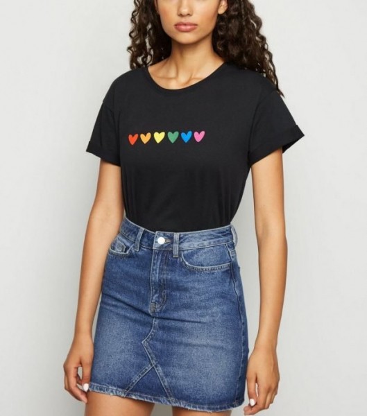 Бесподобные летние юбки 2022 2023 года: модные тенденции на фото