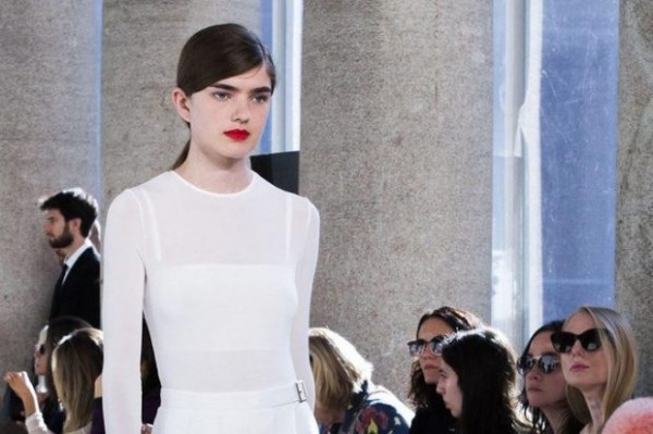 Новые модные тенденции весна лето 2022 2023 в одежде для женщин Новые модные тенденции весна лето 2022 2023 в одежде для женщин