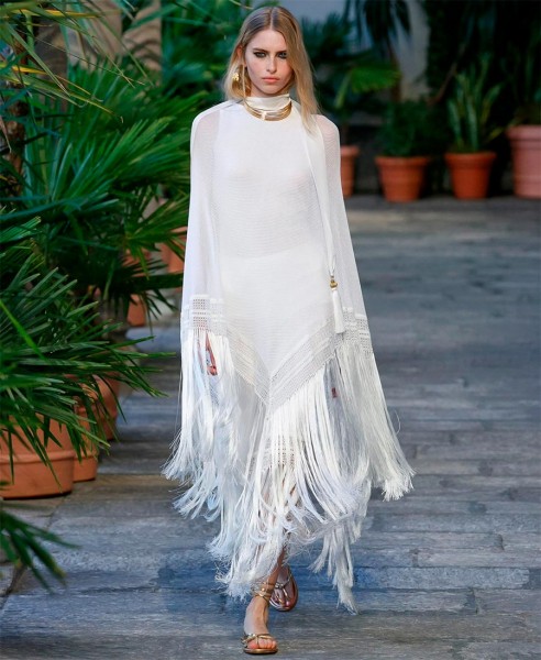 Бахрома на одежде: модные новинки сезона Бахрома на одежде: модные новинки сезона