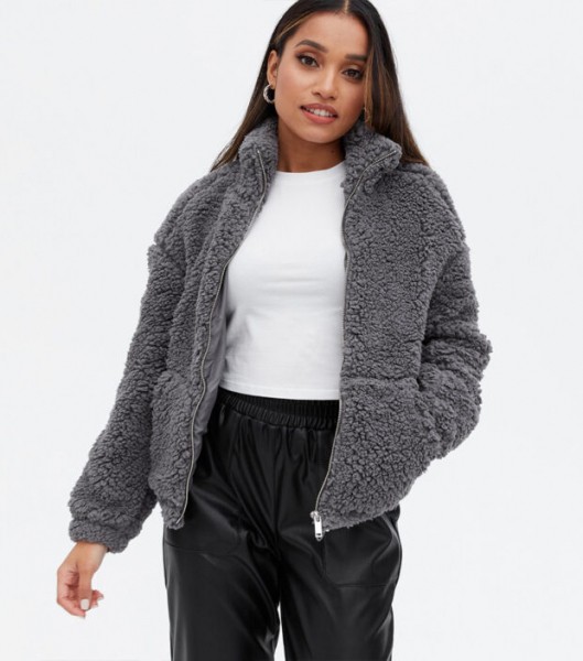 Модные женские куртки весна 2022 2023