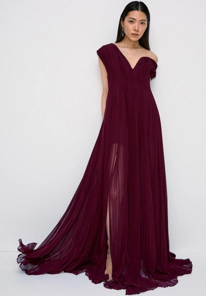 Женская мода 2024-2025 из коллекции Adeam