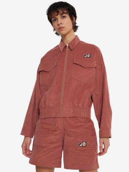 Топ-10 трендовых женских ветровок на весну-2025: подборка актуальных стилей Топ-10 трендовых женских ветровок на весну-2025: подборка актуальных стилей